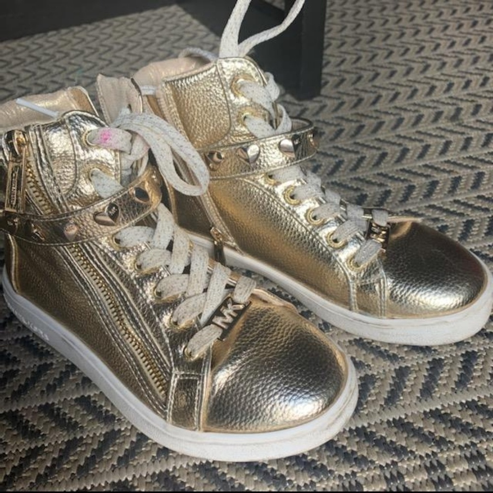 Michael kors gold shoes